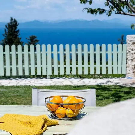 Gkountis Τσουκαλάδες