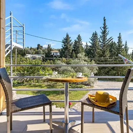 Apartment Gkountis Tsoukaladhes