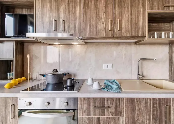 Gkountis Цукаладес