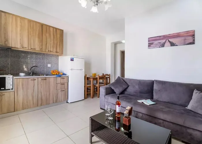 Gkountis * Цукаладес