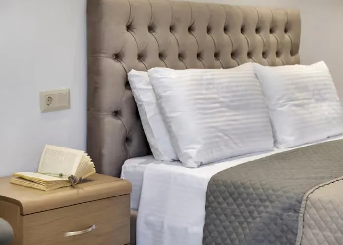 Gkountis * Цукаладес